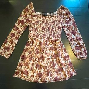 Trixxi Rose Floral Smocked Long Sleeve Mini Dress size L